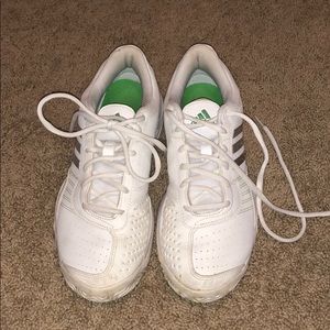 Adidas tennis shoes